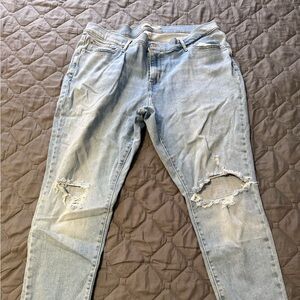Women’s Levi Jeans 18W